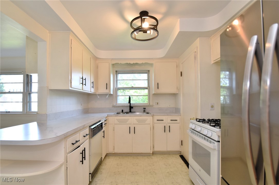 2288 S Green Road University Heights OH 44122