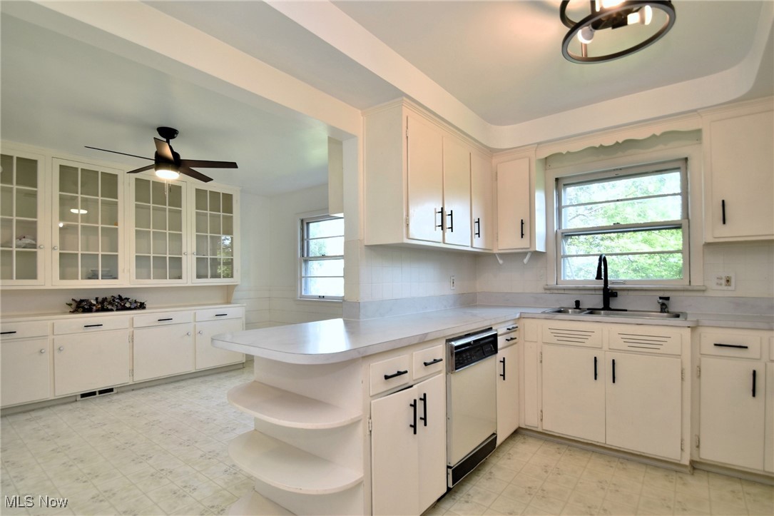 2288 S Green Road University Heights OH 44122