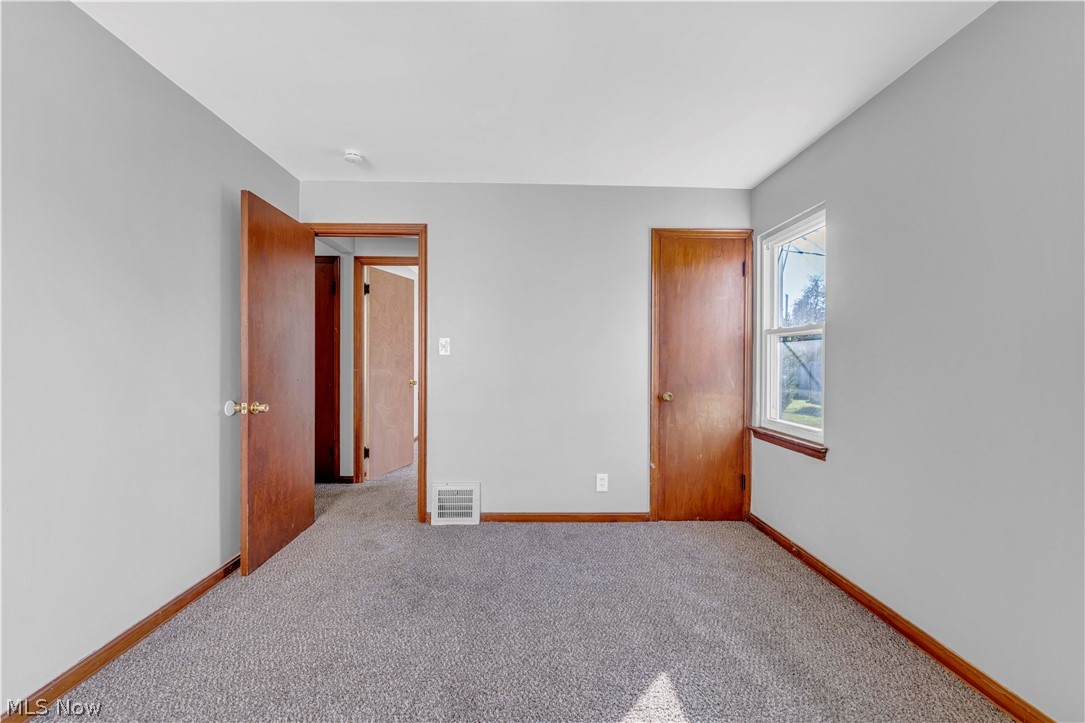 15700 Fernway Drive Maple Heights OH 44137