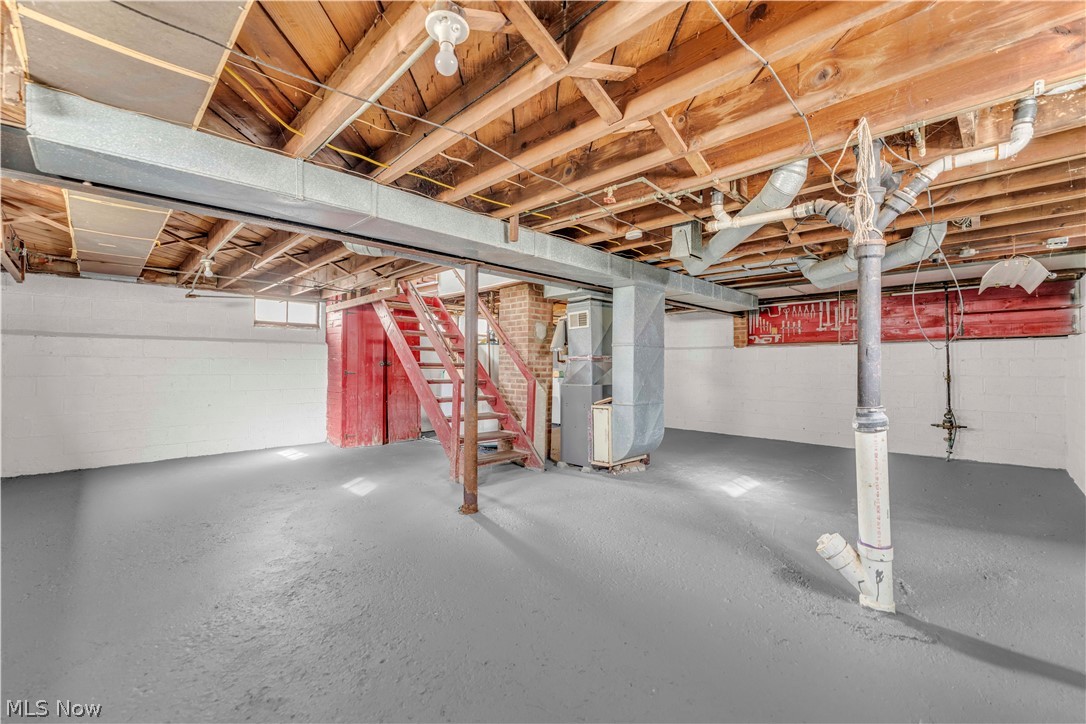 15700 Fernway Drive Maple Heights OH 44137