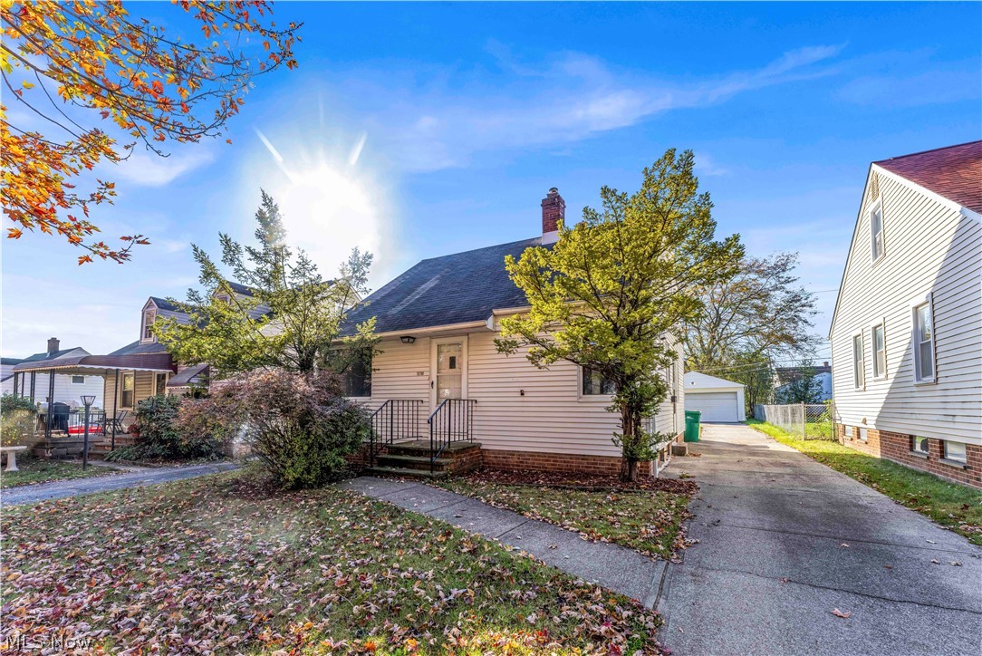 15700 Fernway Drive Maple Heights OH 44137