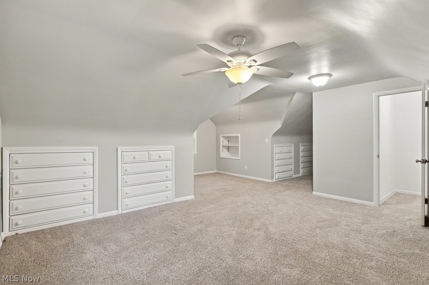 29203 Oakdale Road Willowick OH 44095