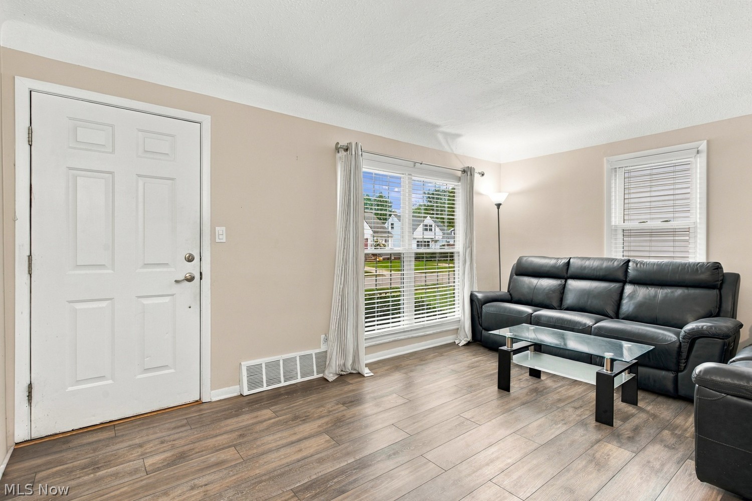29203 Oakdale Road Willowick OH 44095