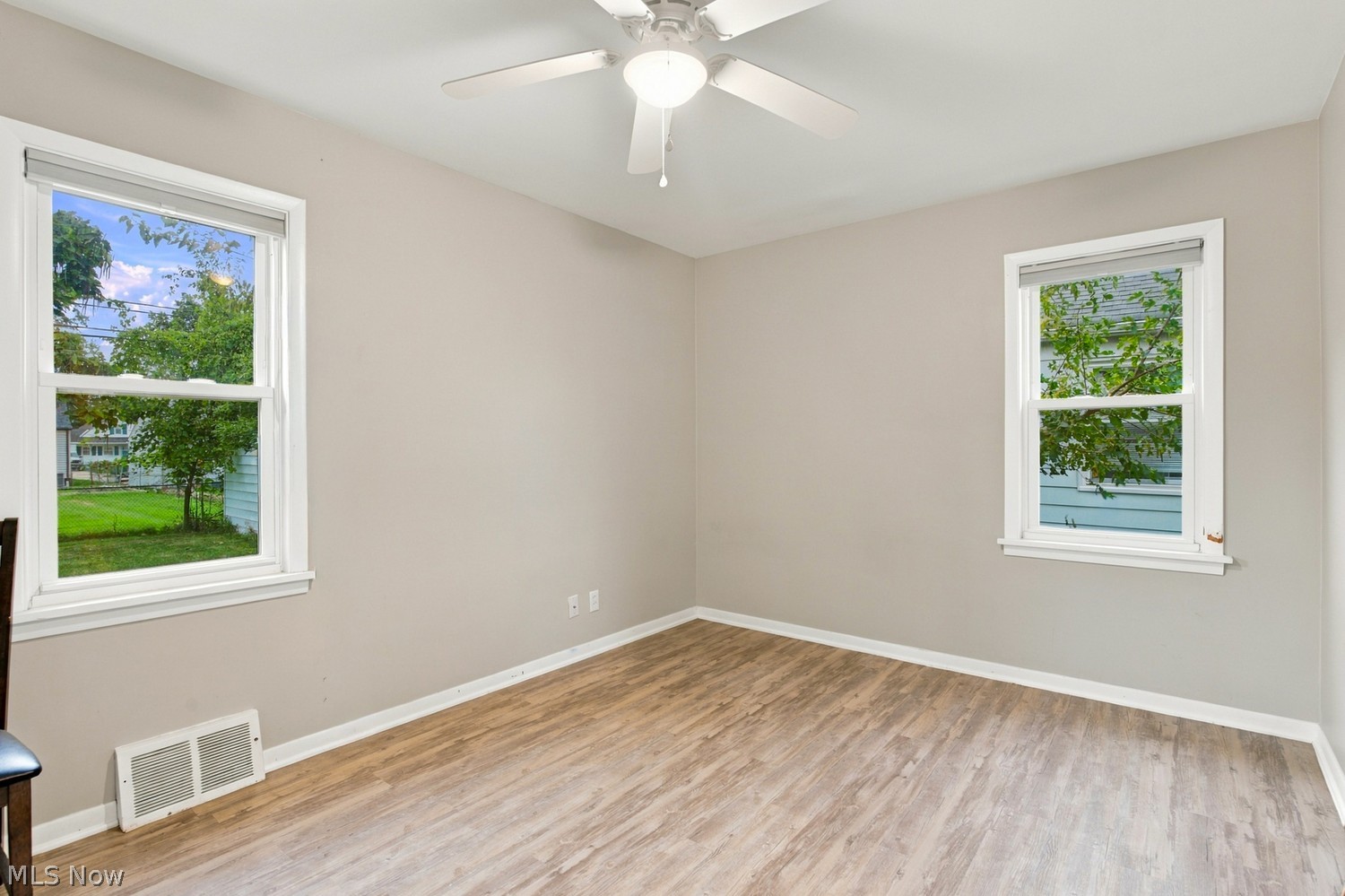 29203 Oakdale Road Willowick OH 44095