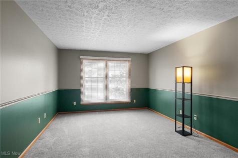 6667 Hidden Lake Trail Brecksville OH 44141