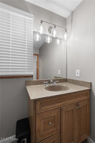 6667 Hidden Lake Trail Brecksville OH 44141