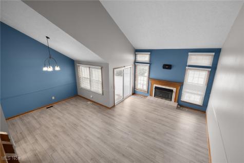 6667 Hidden Lake Trail Brecksville OH 44141