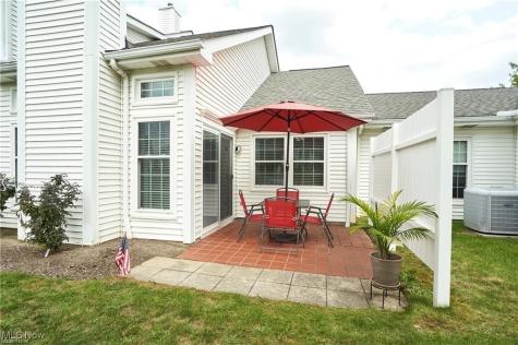 6667 Hidden Lake Trail Brecksville OH 44141