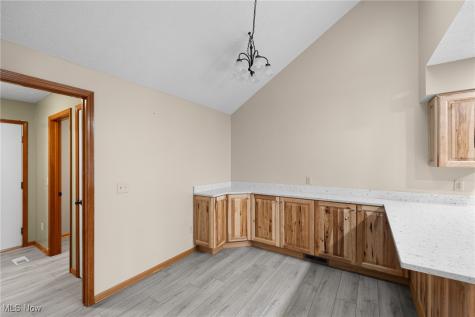 6667 Hidden Lake Trail Brecksville OH 44141