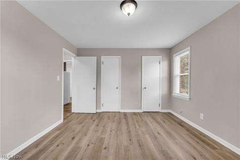 10008 Edgepark Drive Garfield Heights OH 44125