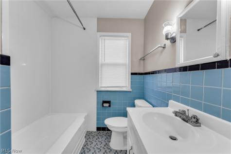 10008 Edgepark Drive Garfield Heights OH 44125