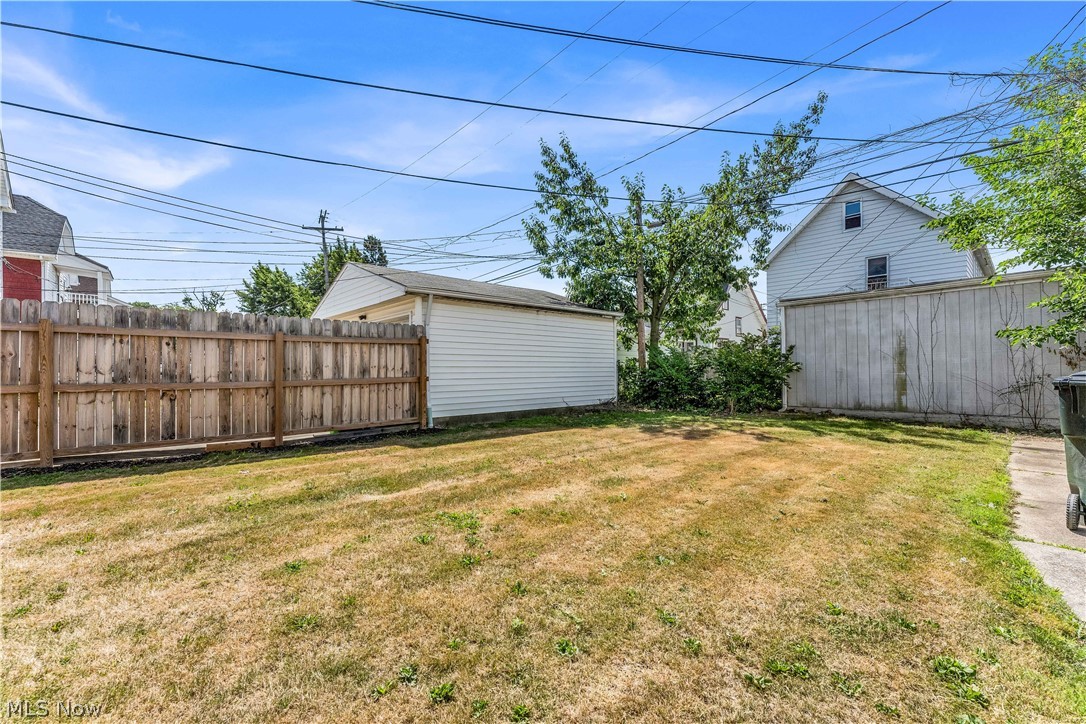 10008 Edgepark Drive Garfield Heights OH 44125