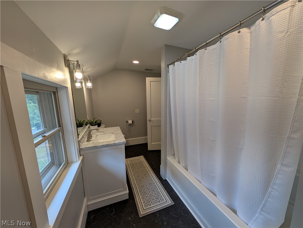486 Needham Avenue Kent OH 44240