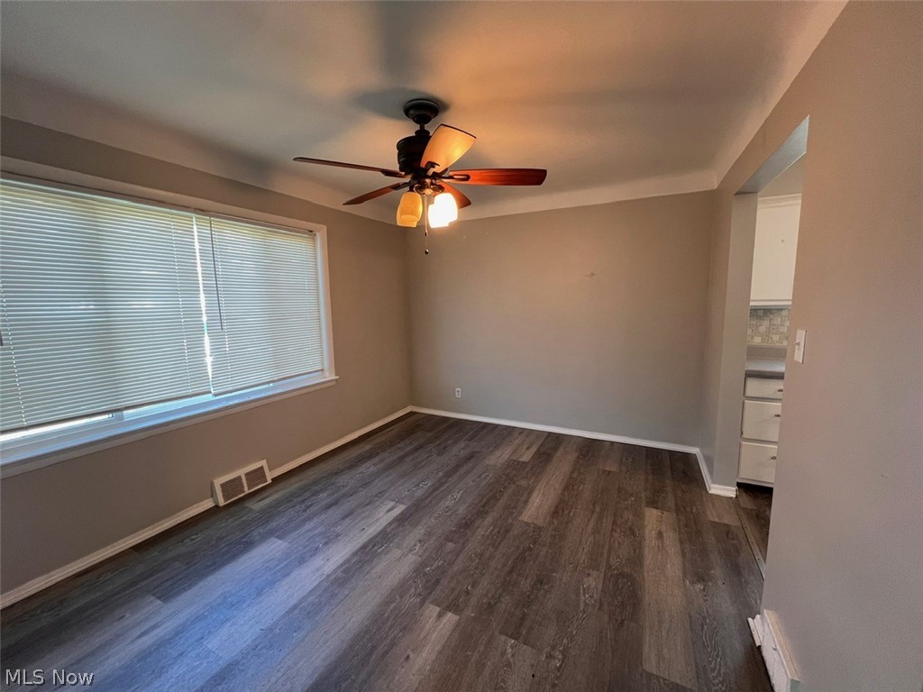 14 Ennis Avenue Bedford OH 44146