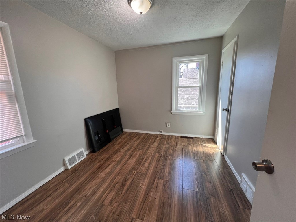 14 Ennis Avenue Bedford OH 44146