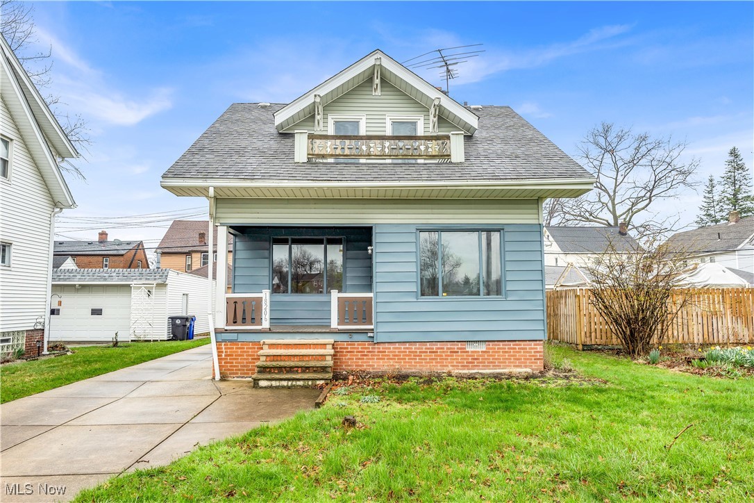 18206 Harland Avenue Cleveland OH 44119