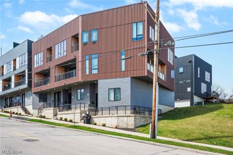 402 Jefferson Avenue Cleveland OH 44113