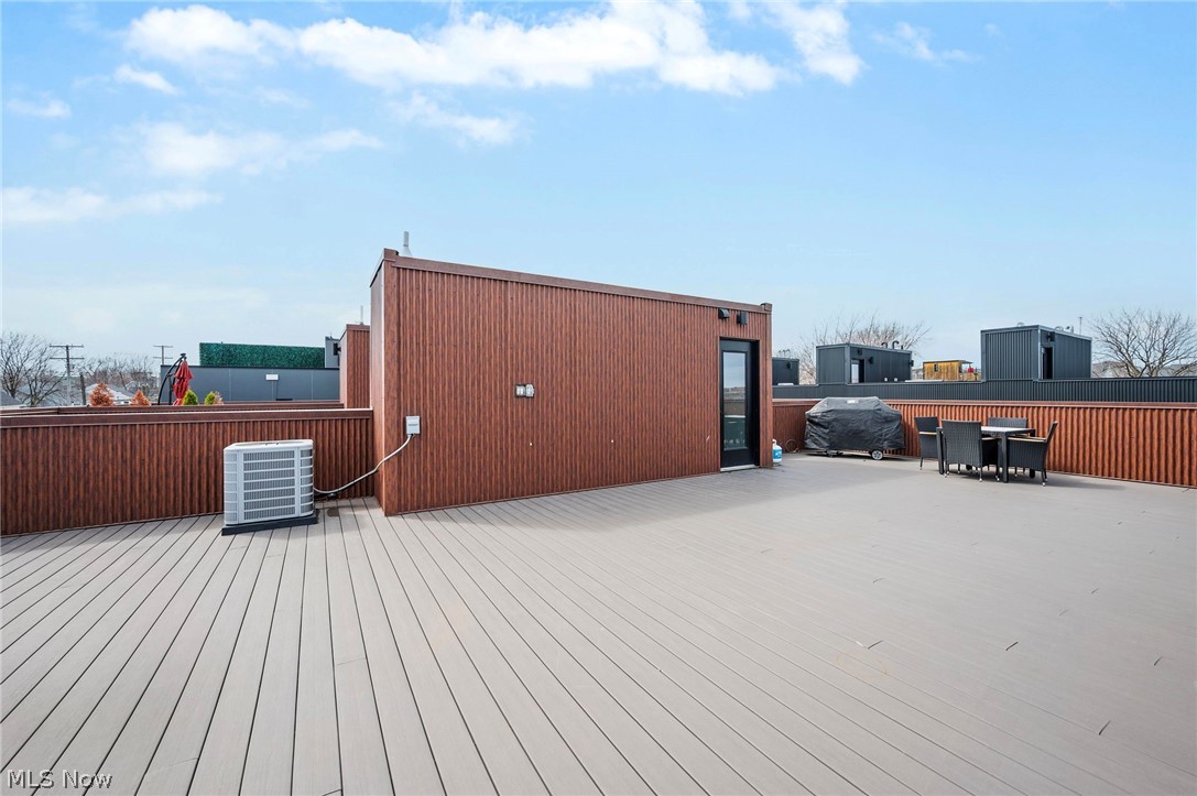 402 Jefferson Avenue Cleveland OH 44113