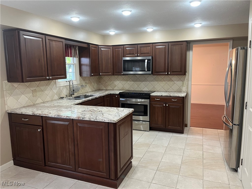 2259 Augusta Court Westlake OH 44145