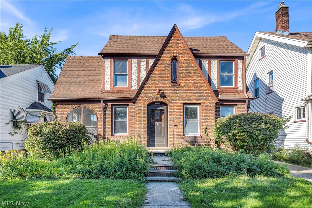 13510 Wainstead Avenue Cleveland OH 44111