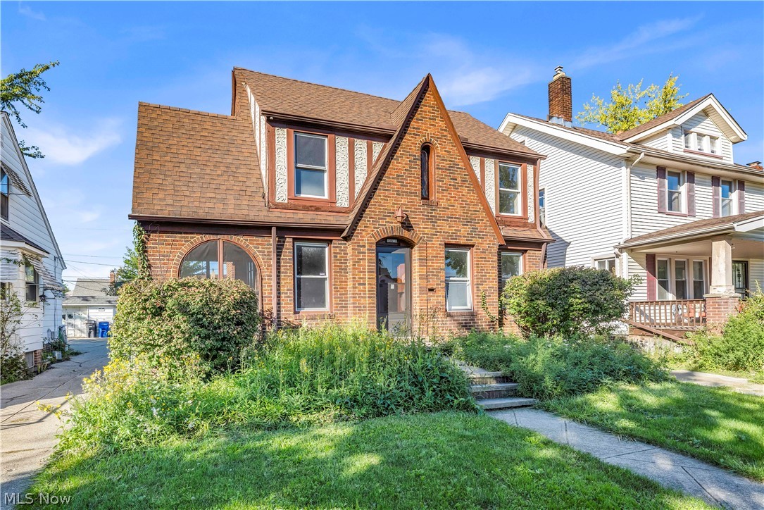13510 Wainstead Avenue Cleveland OH 44111