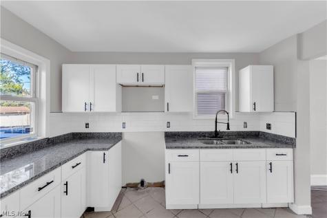 13510 Wainstead Avenue Cleveland OH 44111