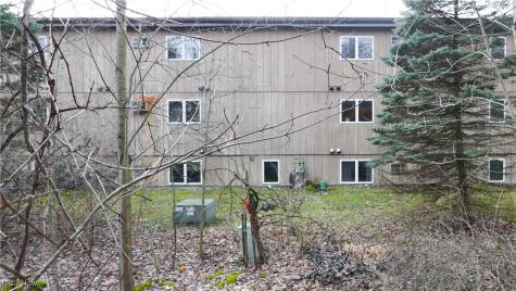 8140 Southwood Drive Garrettsville OH 44231