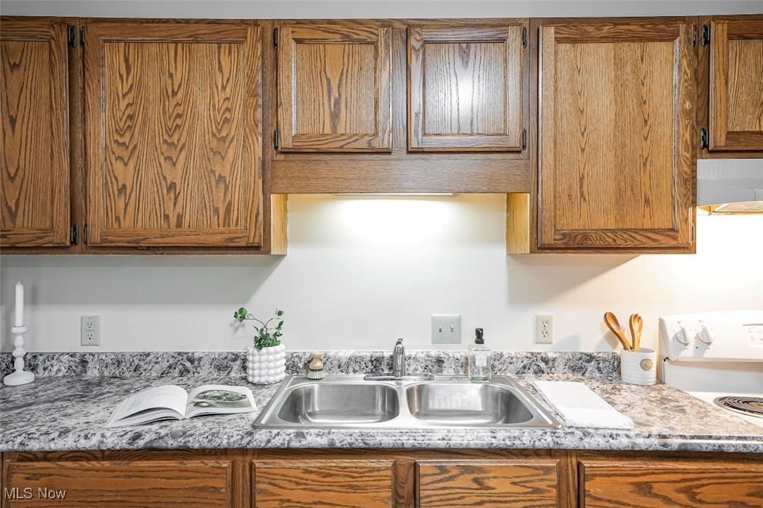 8140 Southwood Drive Garrettsville OH 44231