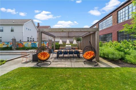 2048 Fulton Road Cleveland OH 44113