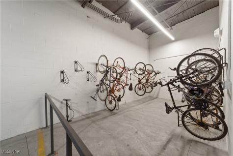 2048 Fulton Road Cleveland OH 44113