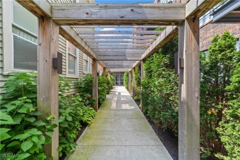 2048 Fulton Road Cleveland OH 44113