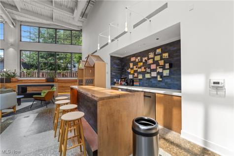 2048 Fulton Road Cleveland OH 44113