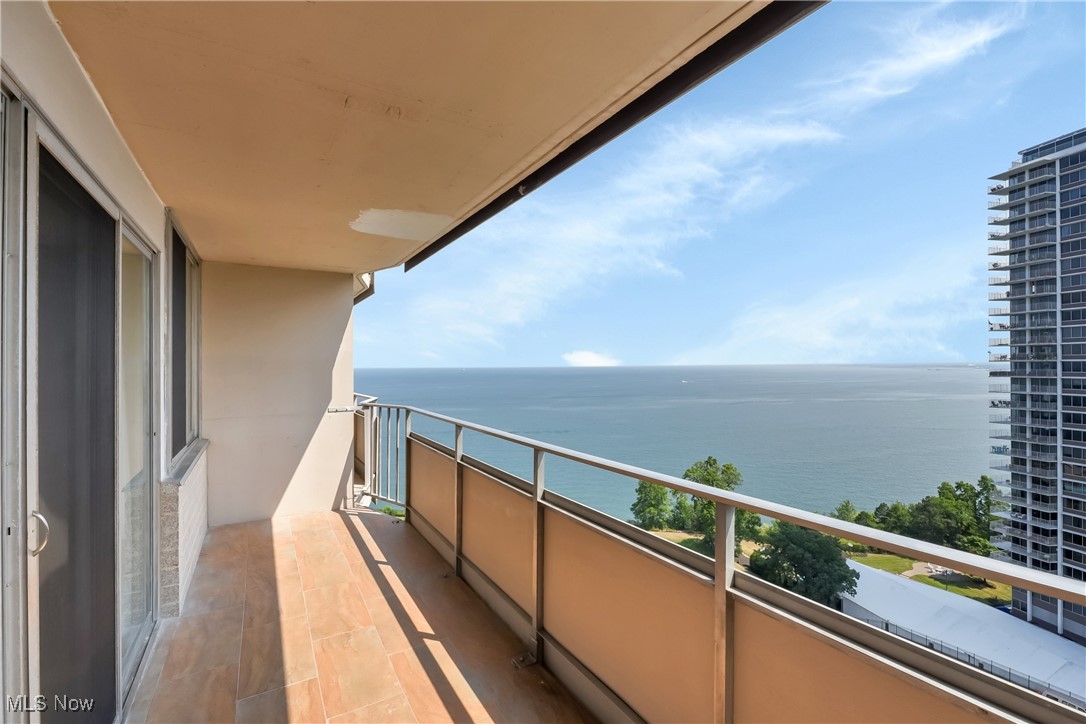 12900 Lake Avenue Lakewood OH 44107