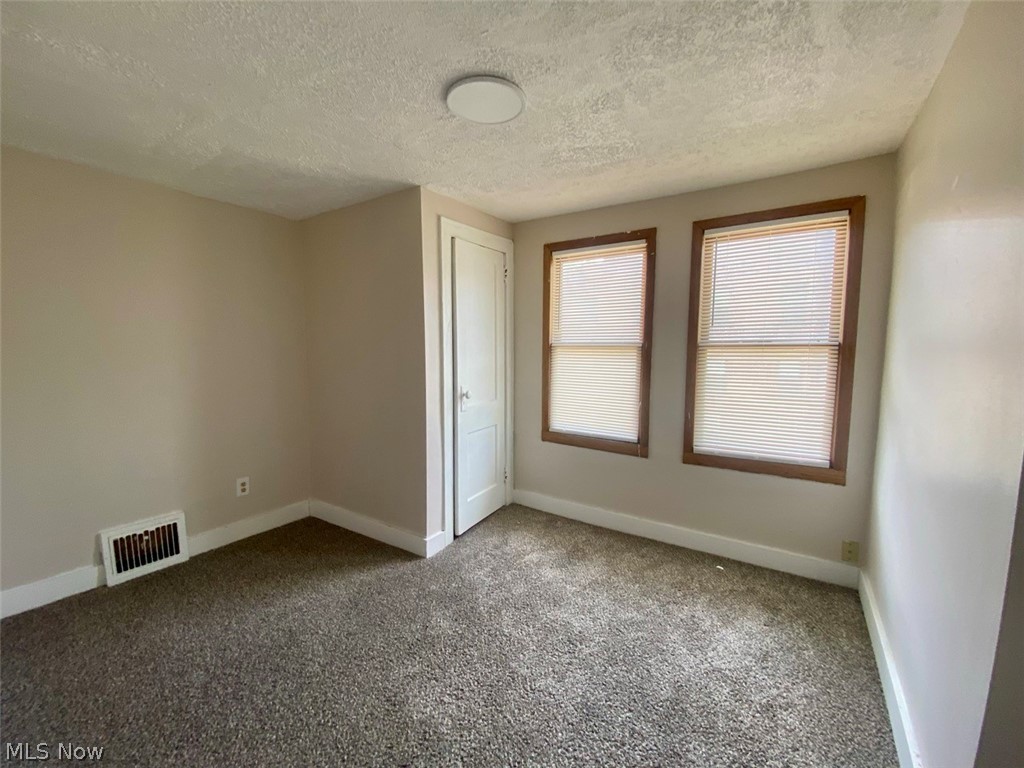 93 Jewett Street Akron OH 44305