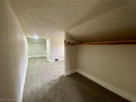 93 Jewett Street Akron OH 44305