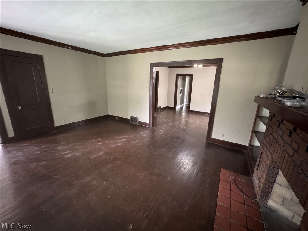 2982 Martin Luther King Jr Drive Cleveland OH 44104