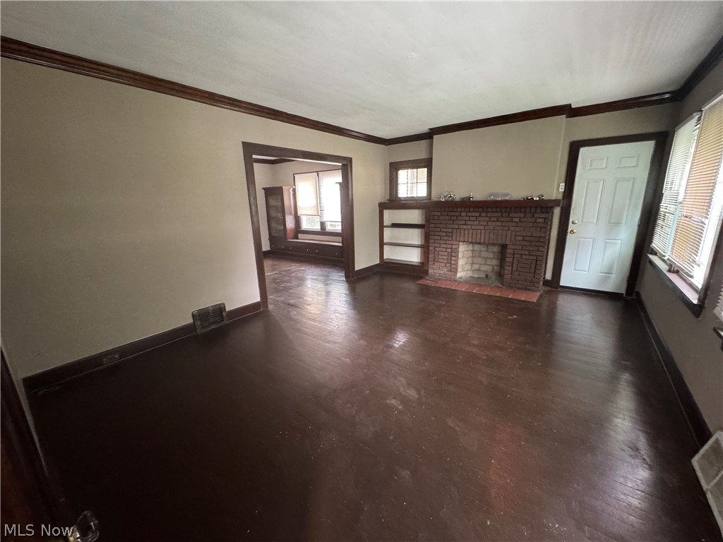 2982 Martin Luther King Jr Drive Cleveland OH 44104