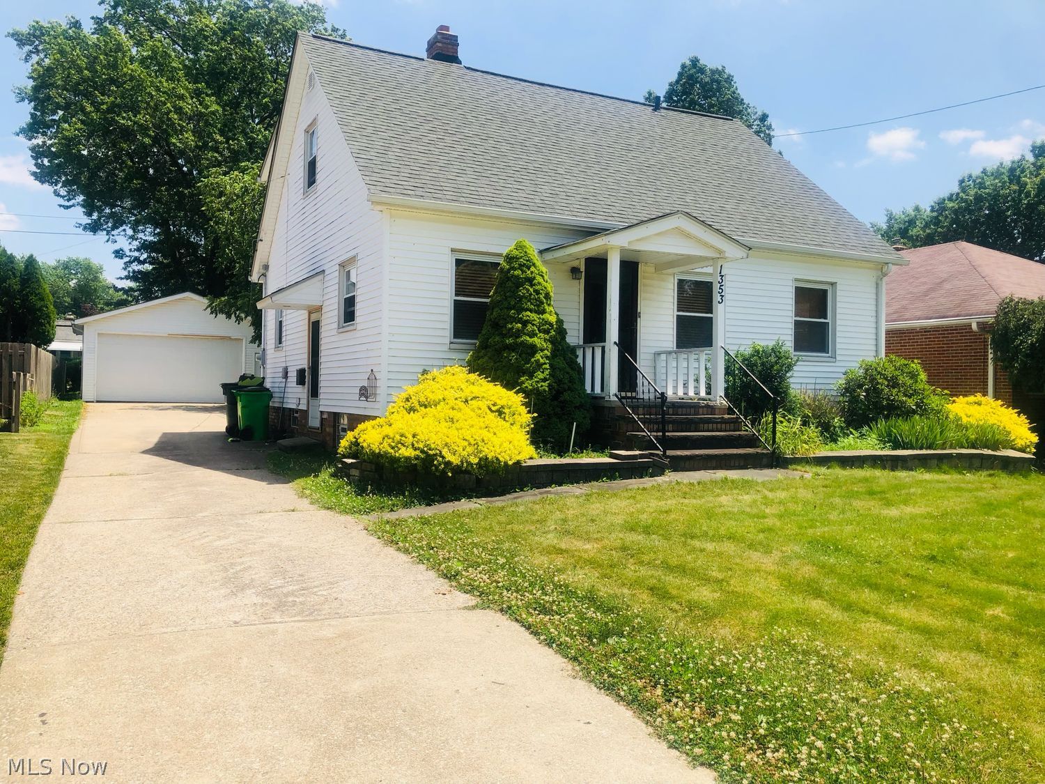 1353 Summit Drive Mayfield Heights OH 44124