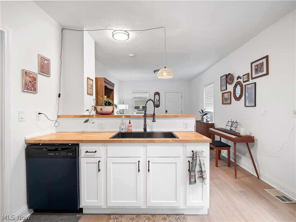2037 W 11th Street Cleveland OH 44113