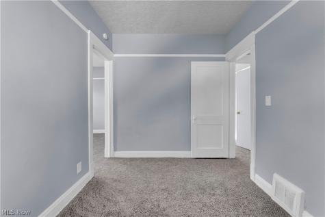 4510 E 126th Street Garfield Heights OH 44105