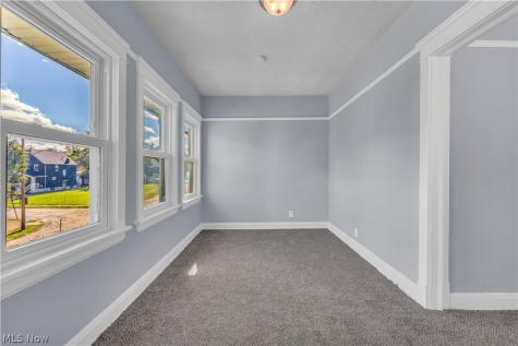 4510 E 126th Street Garfield Heights OH 44105