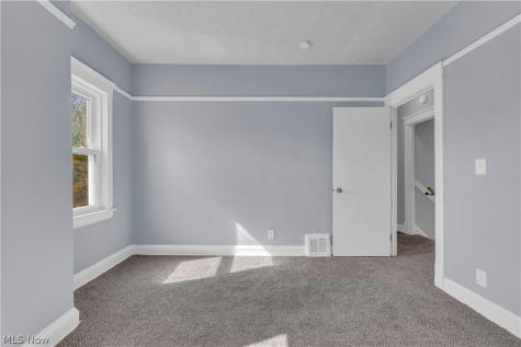 4510 E 126th Street Garfield Heights OH 44105