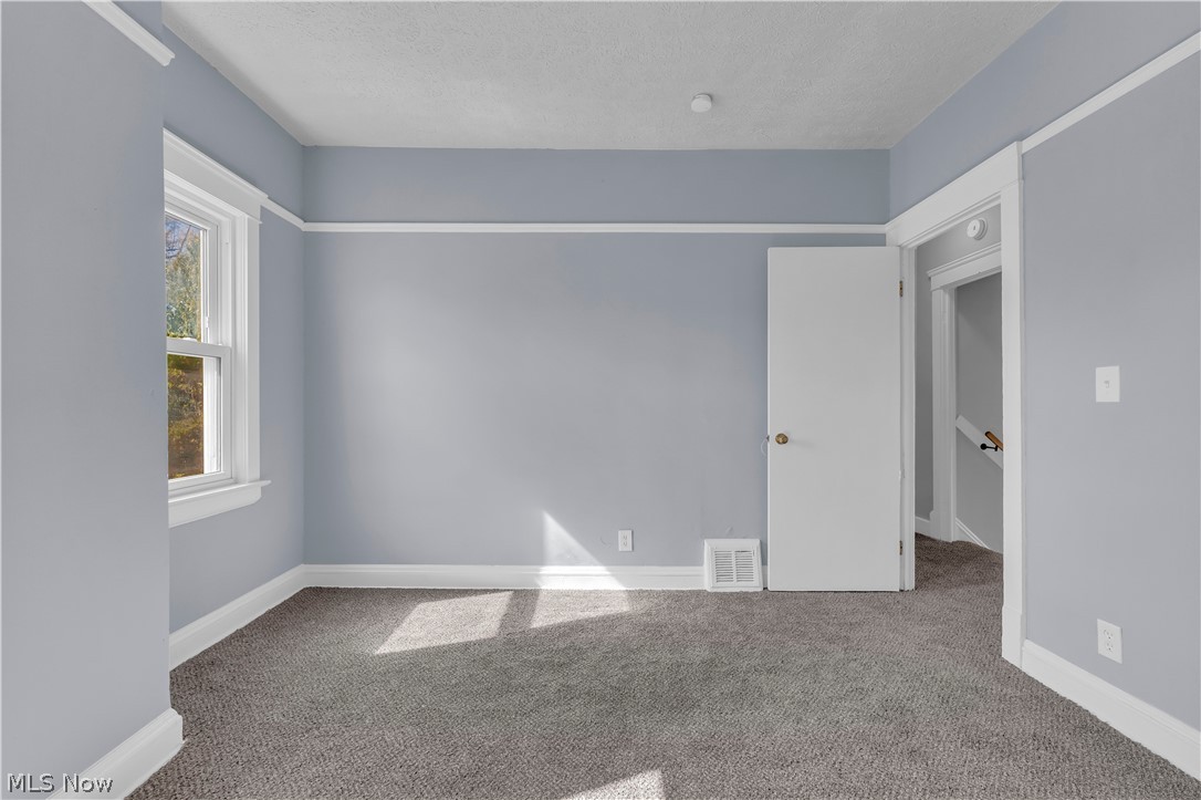 4510 E 126th Street Garfield Heights OH 44105