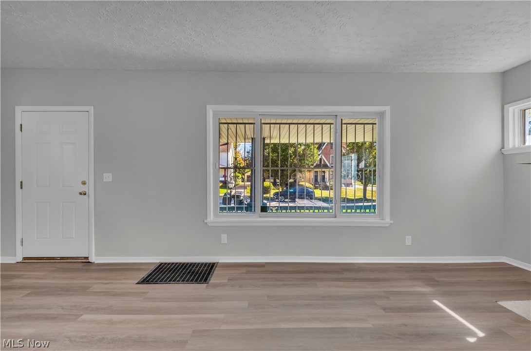 4510 E 126th Street Garfield Heights OH 44105