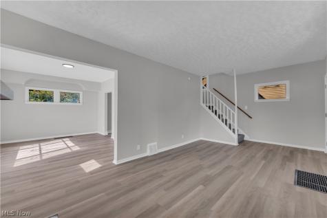 4510 E 126th Street Garfield Heights OH 44105