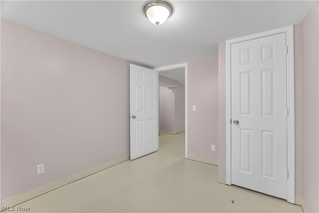 325 Thelma Drive Sheffield Lake OH 44054