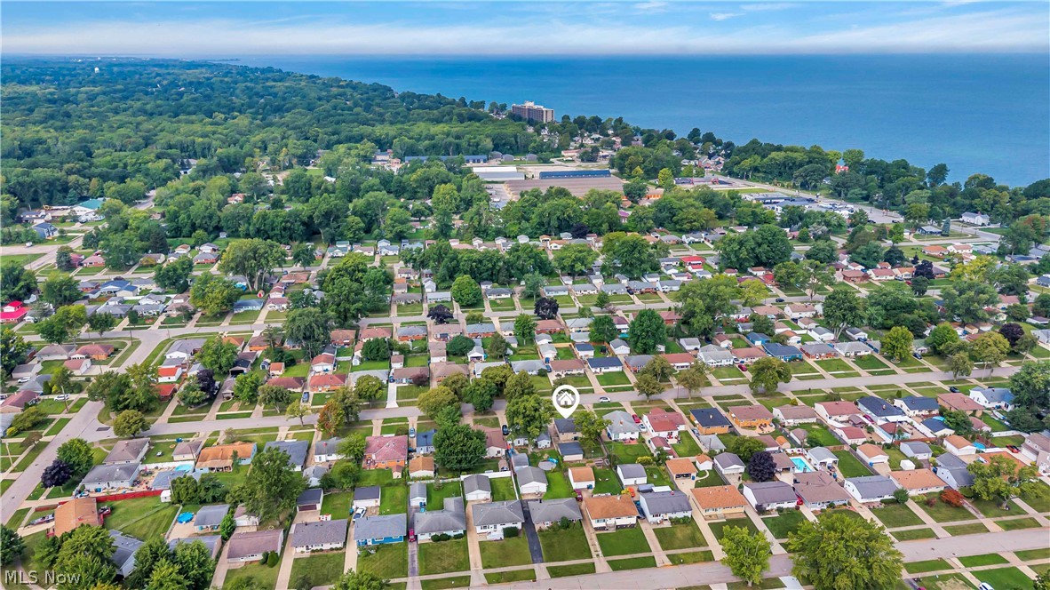325 Thelma Drive Sheffield Lake OH 44054