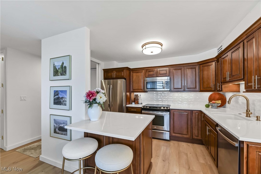 12700 Lake Avenue Lakewood OH 44107