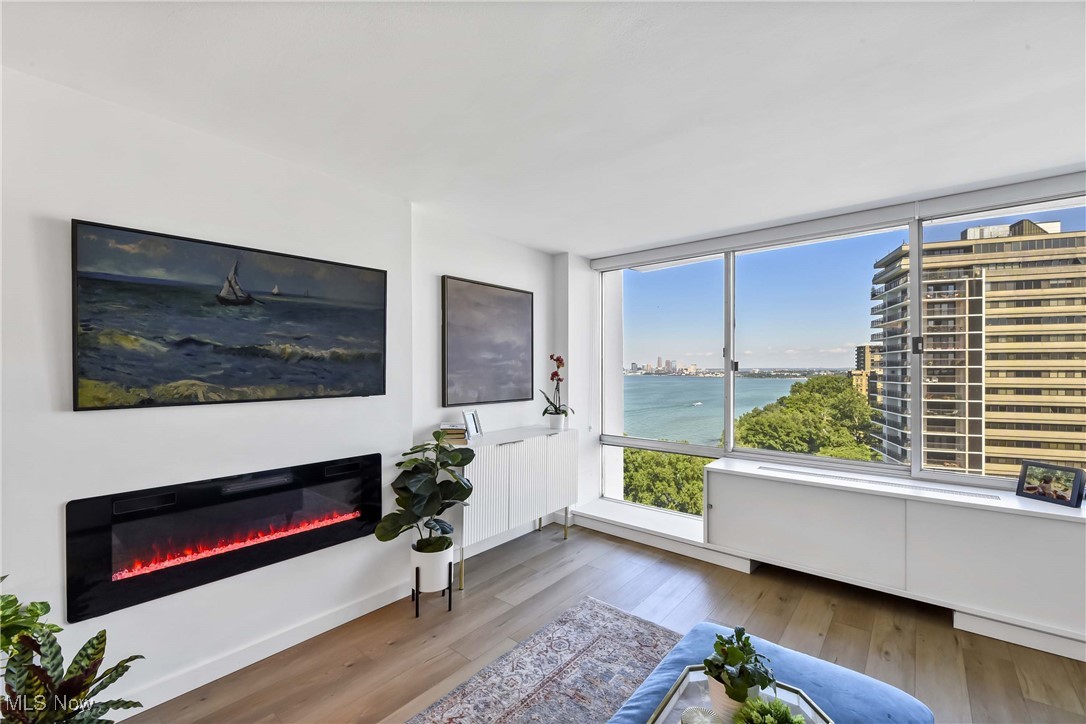 12700 Lake Avenue Lakewood OH 44107