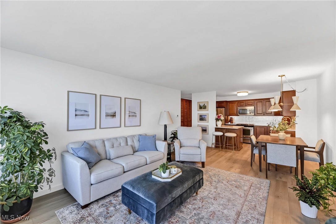 12700 Lake Avenue Lakewood OH 44107